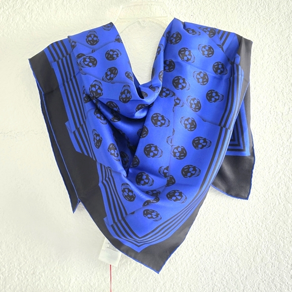 Alexander McQueen Biker Crashed Skull Silk Scarf Bright Blue Black - Picture 6 of 7